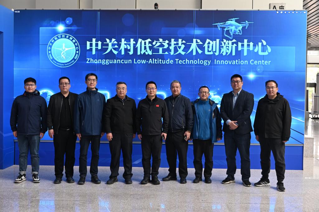 乐鱼官方在线平台入口赴北京访城拓岗并走访校友