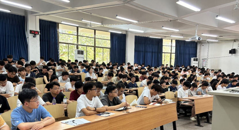 启航研途，逐梦新程——leyu乐鱼手机官网研究生新生入学教育